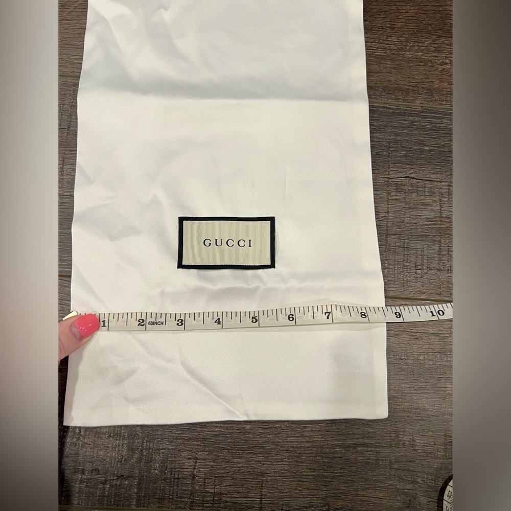 Gucci White Satin Dust Bag with Black Drawstring - Picture 4 of 6